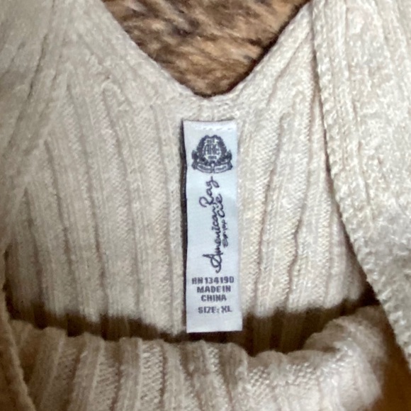 American Rag open shoulder cropped sweater - Picture 2 of 2